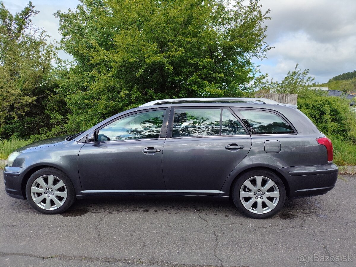 Toyota Avensis 2,0 diesel