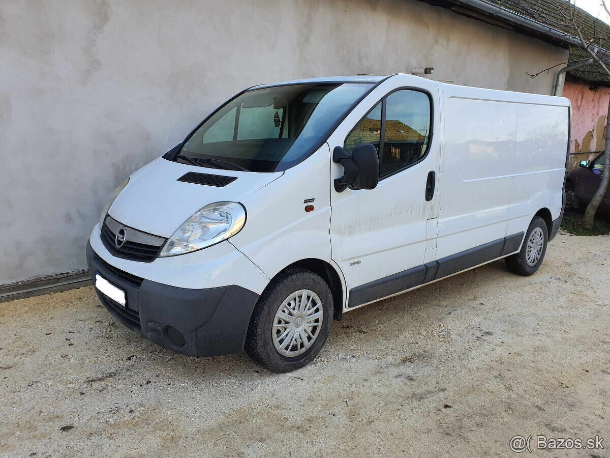 Opel vivaro 2.5 cdti