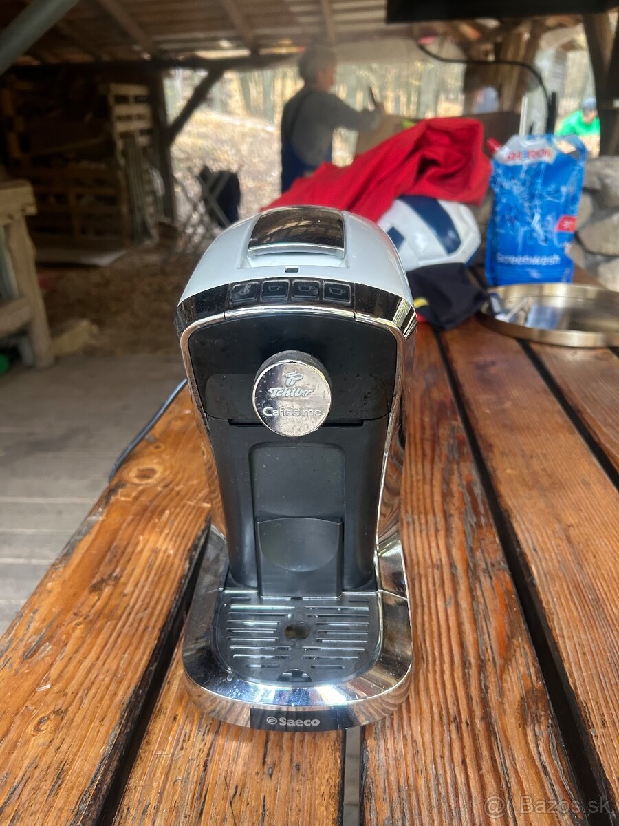 Kávovar tschibo na kapsule