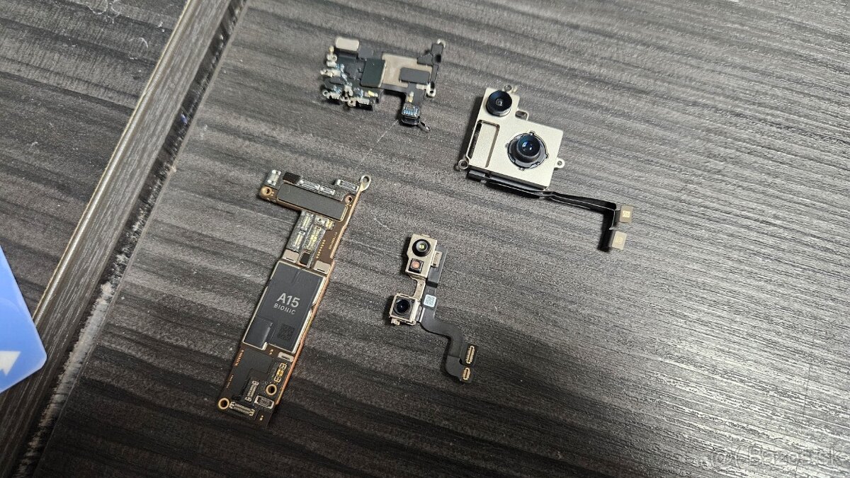 Základná doska s kamerami /faceID na Apple iPhone 14 Plus