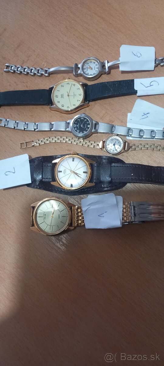 Náramkové hodinky