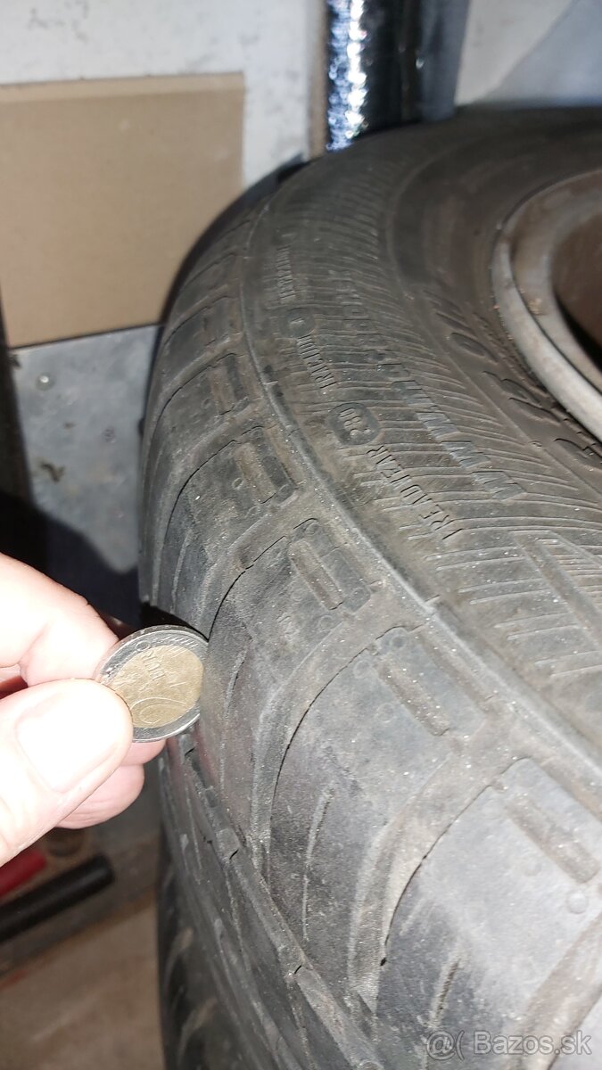 Elektrony + pneu + reťaze + nosiče