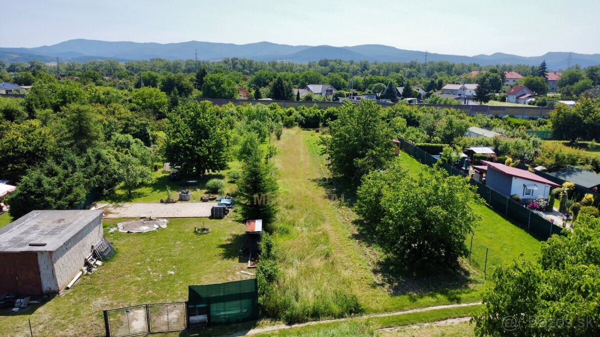 Na predaj stavebný pozemok 1.500 m2 v okrajovej časti mesta,