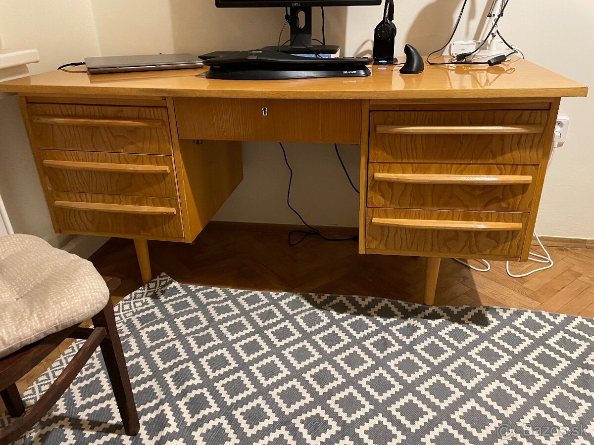 Pracovný písací stôl retro drevený starožitný