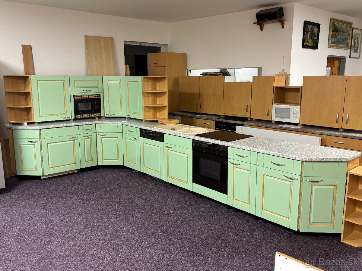 Kuchyň ve venkovském stylu