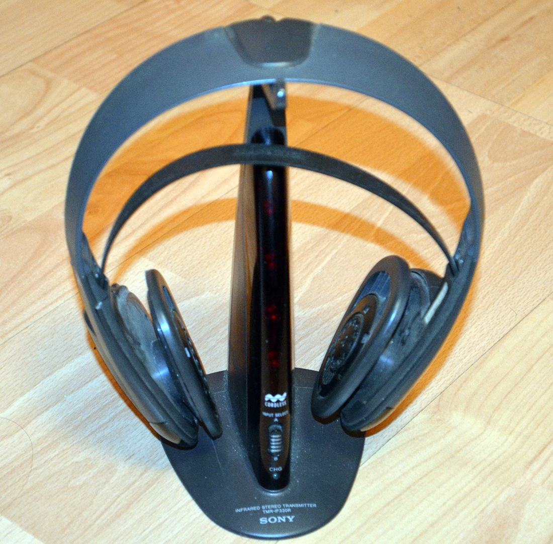 Infracervene sluchadla Sony