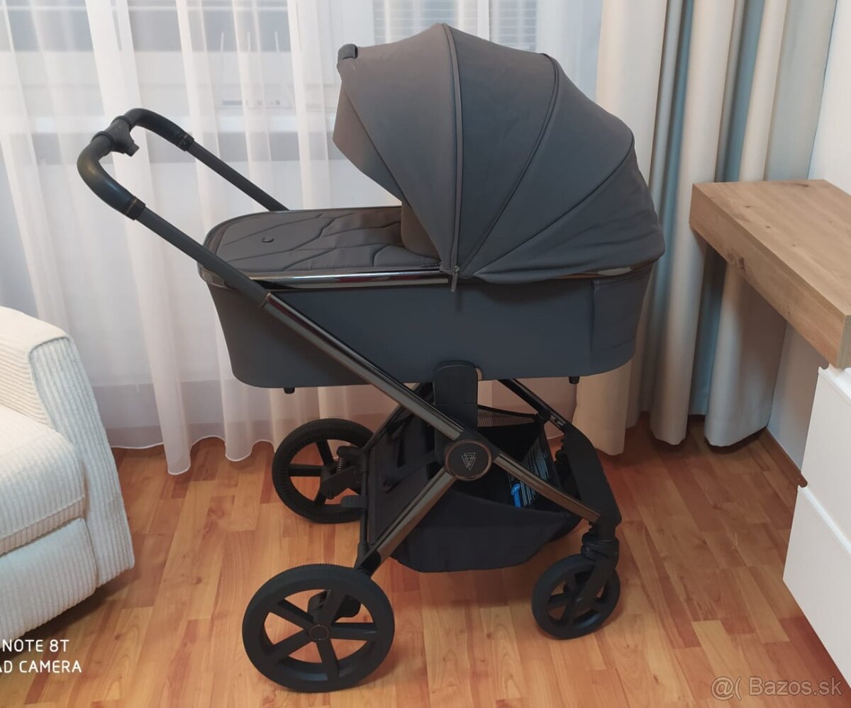 Venicci Tinum Upline se lava