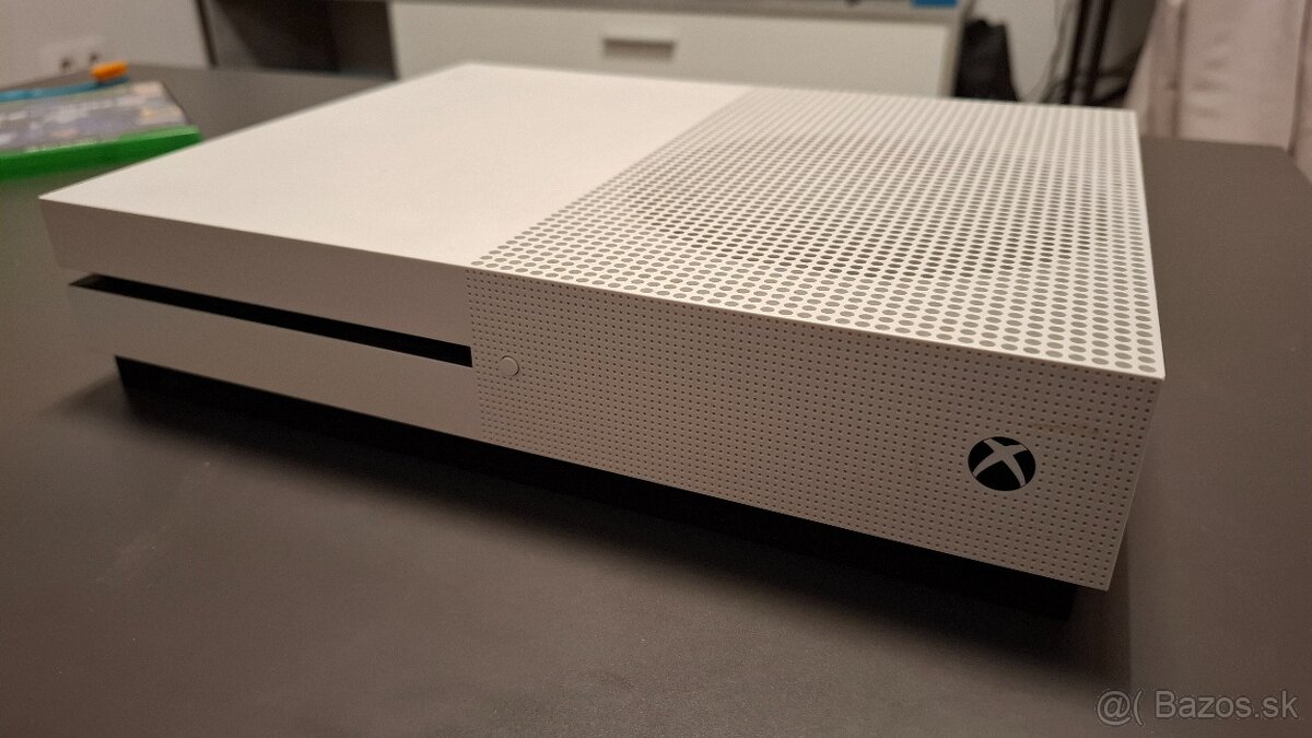 Predám xbox one s