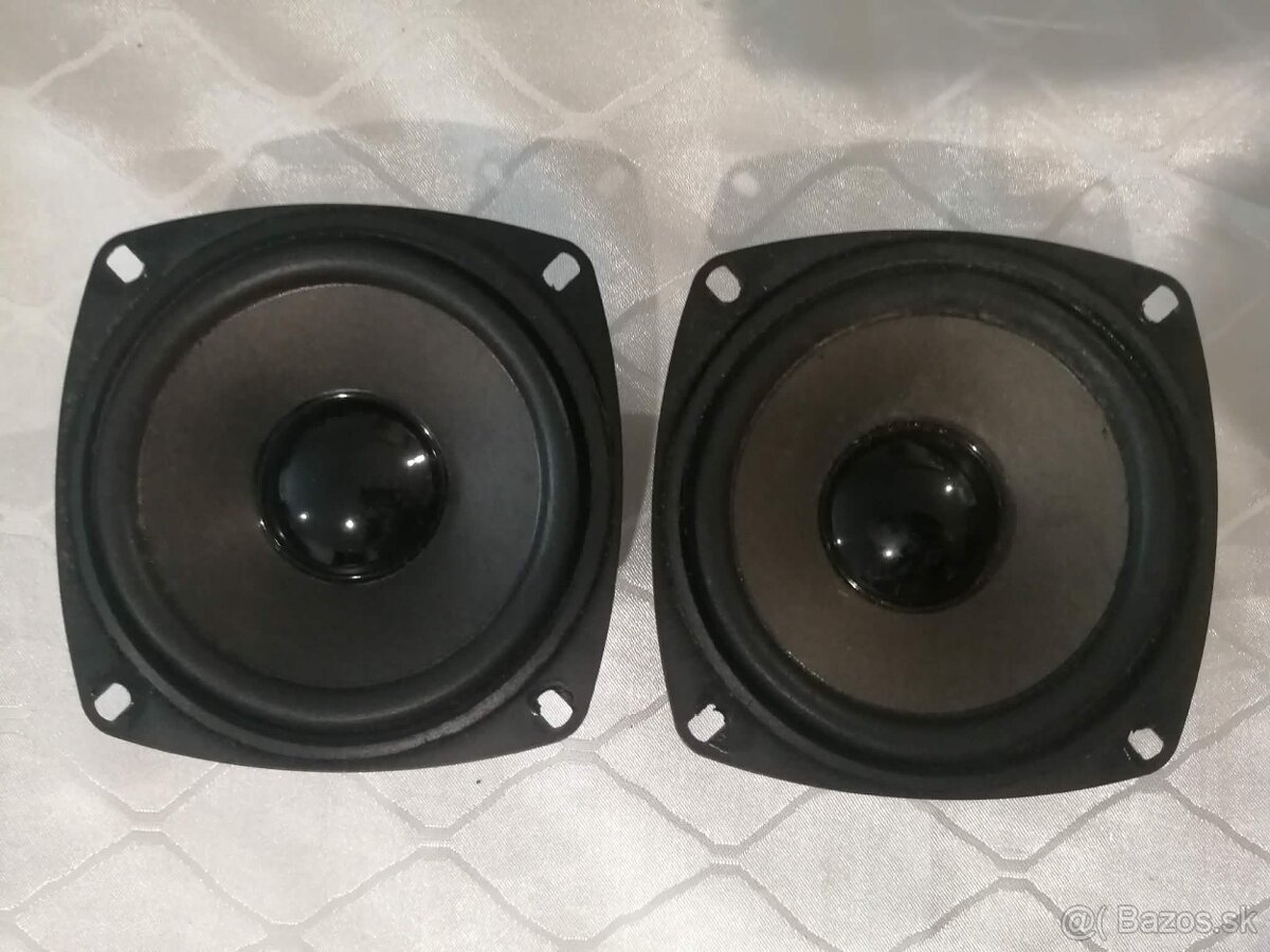 Stredobasove repro-FM-406