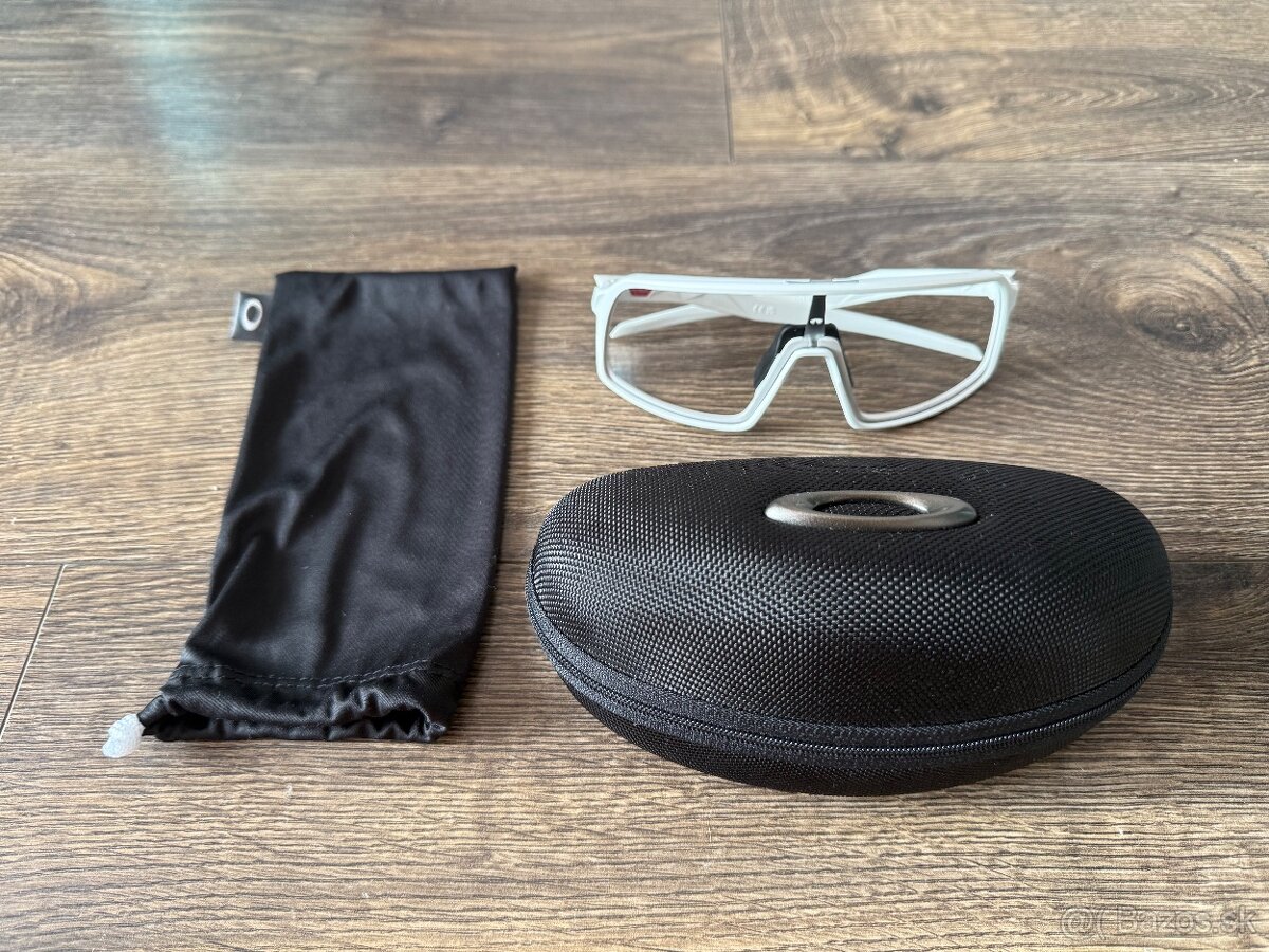 Oakley Sutro Photochromic