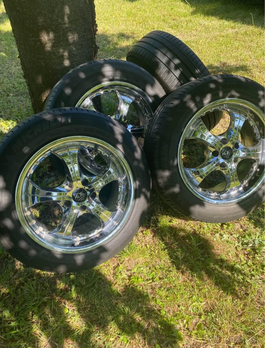 215/60R17