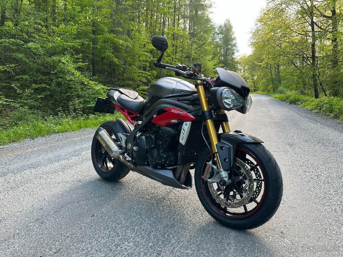 Triumph Speed Triple 1050 R