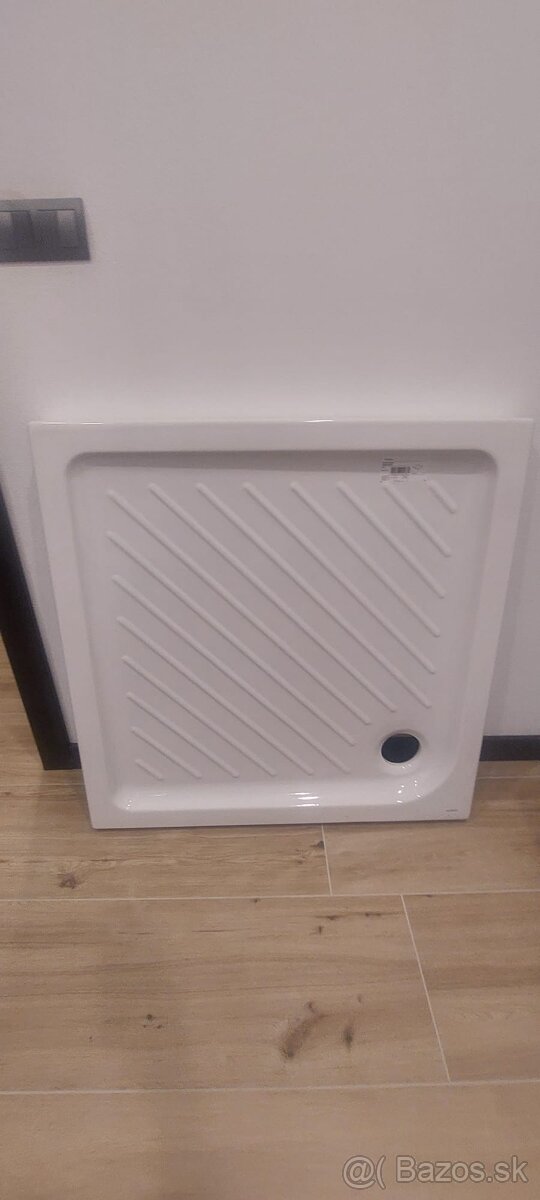 Keramická sprchová vanička 90x90