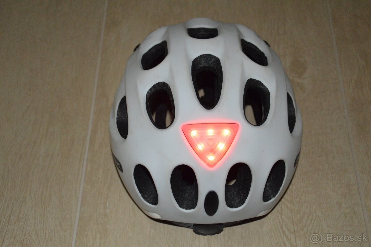 detská prilba na bicykel