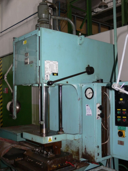 Lis hydraulický PYE 10 S1