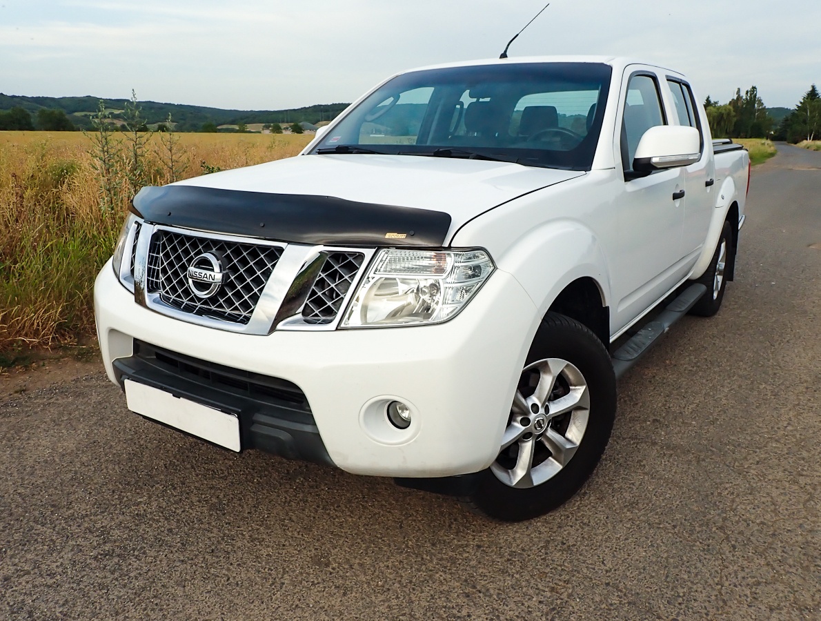 NISSAN NAVARA 2.5Dci 140kW 2014 ZADNA UZAVIERKA , AUTOMAT