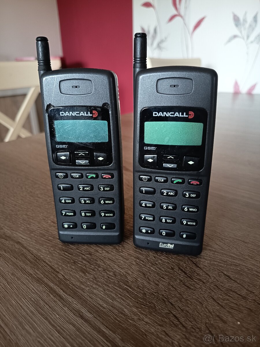 Staré mobily