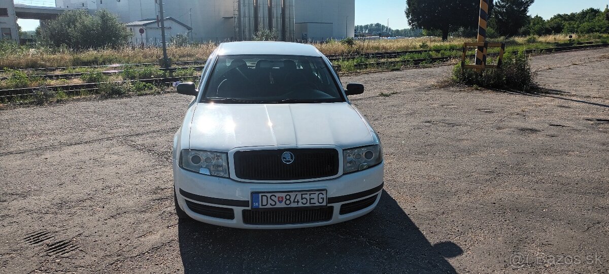 Predám alebo vymením za skúter 125cm³ škoda superb 1 1.9 tdi