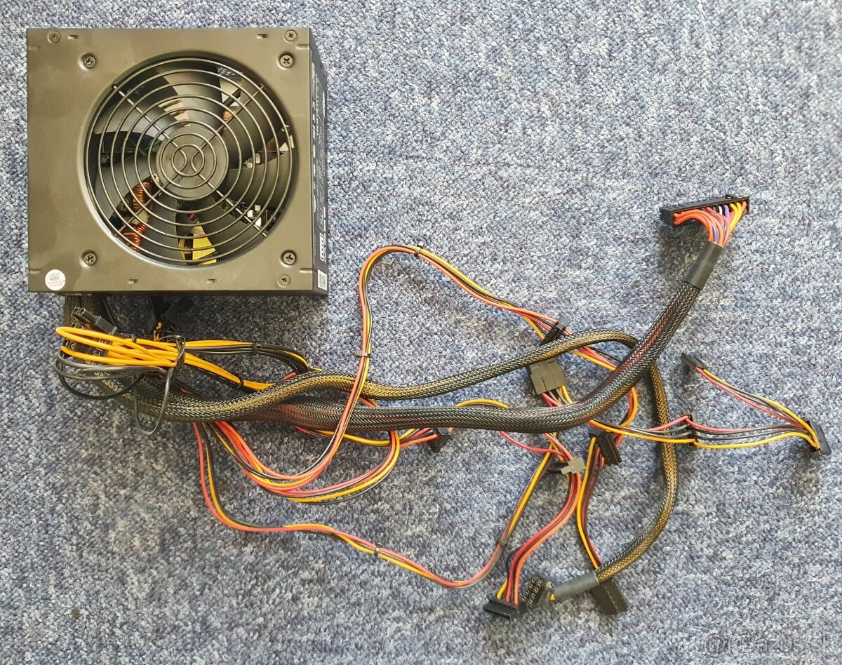 Cooler Master RS-600-ACAB-B1