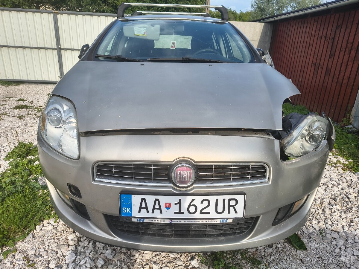 Rozpredám Fiat bravo 1.4 benzín 16 ventil