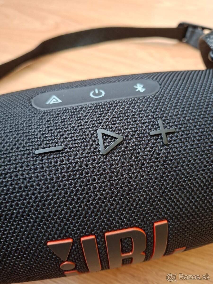 JBL Xtreme 4 - čierny