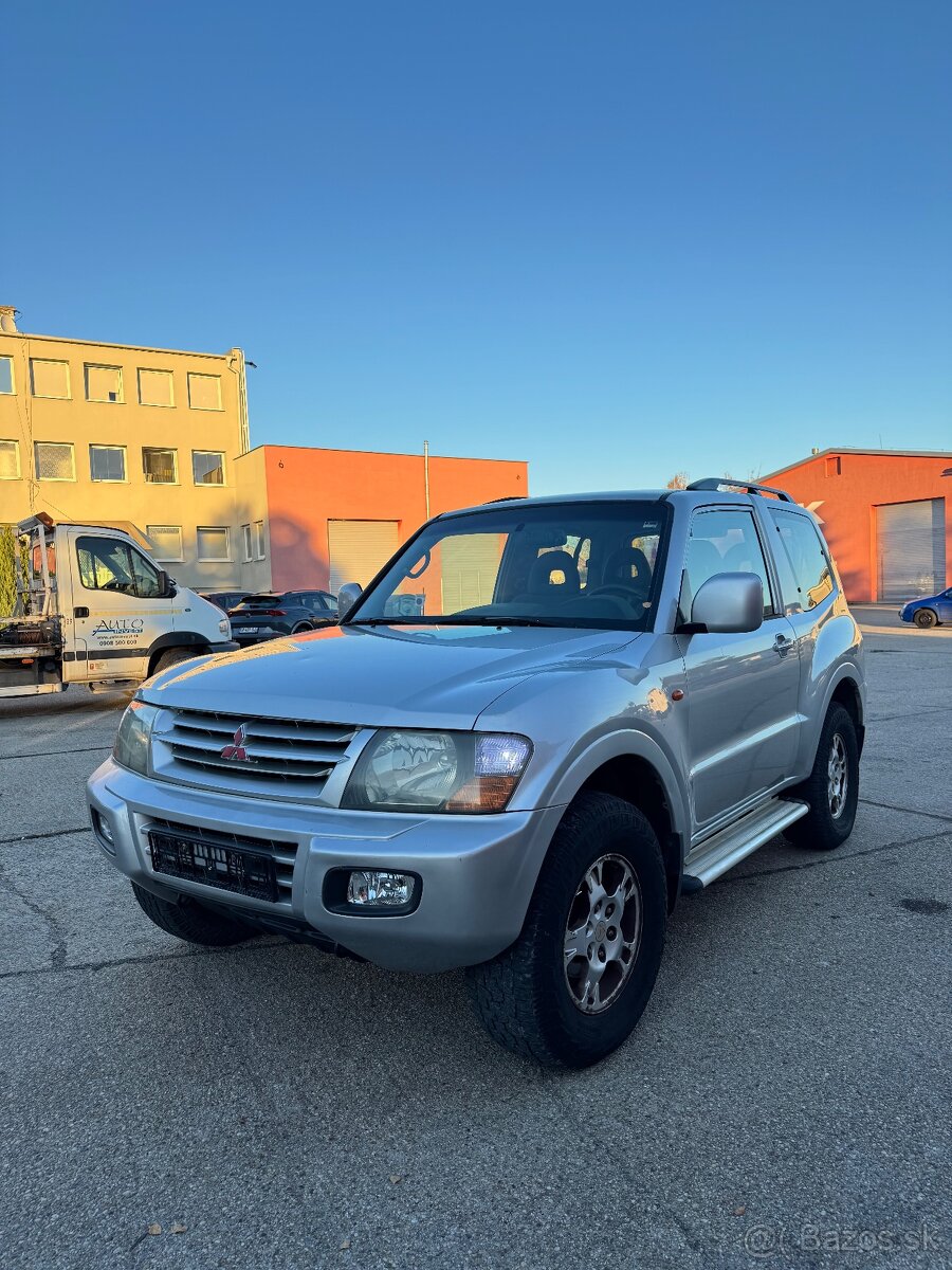 Mitsubishi Pajero 2.5tdi 4x4