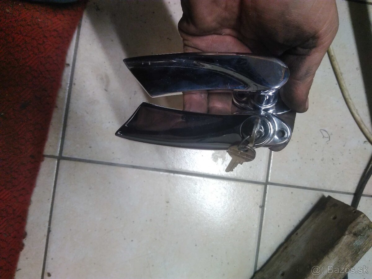 Kľučky Praga, Tatra, Aero , Škoda a ine . Sada č.3