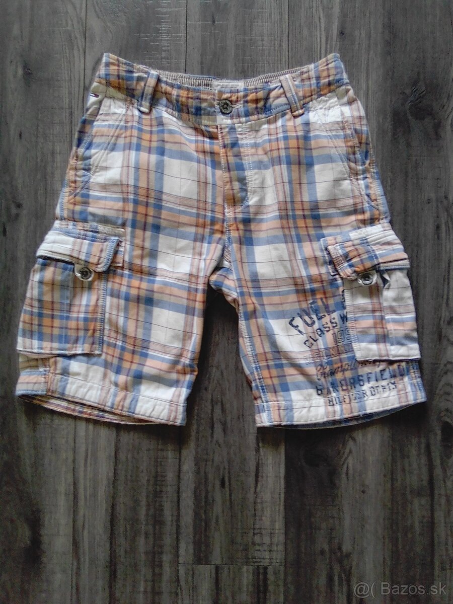 Pánske šortky a dámske capry Hilfiger