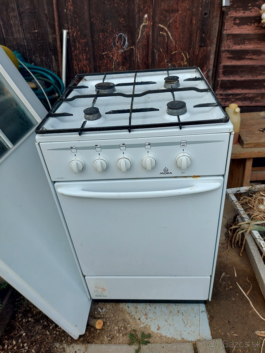 Predám plynový sporak