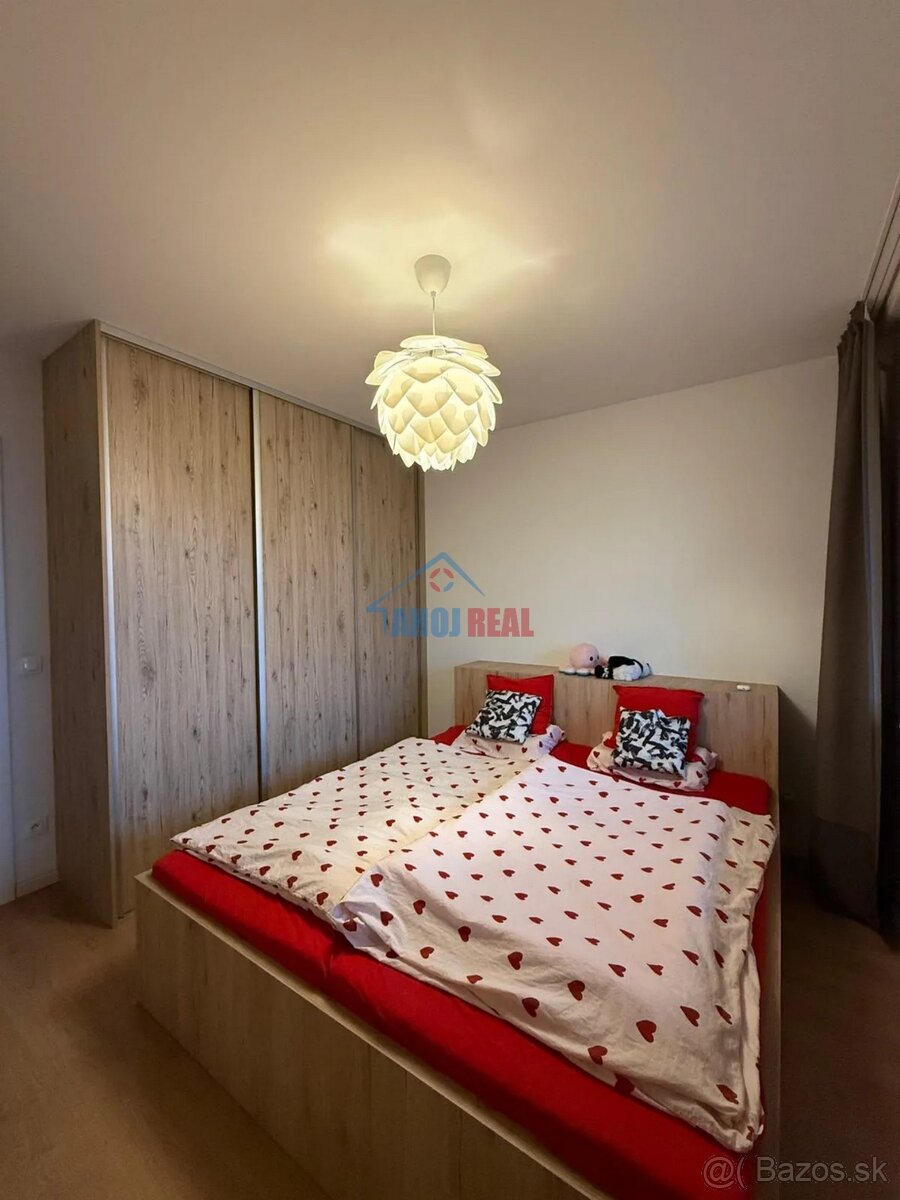 NOVOSTAVBA v PETRŽALKE