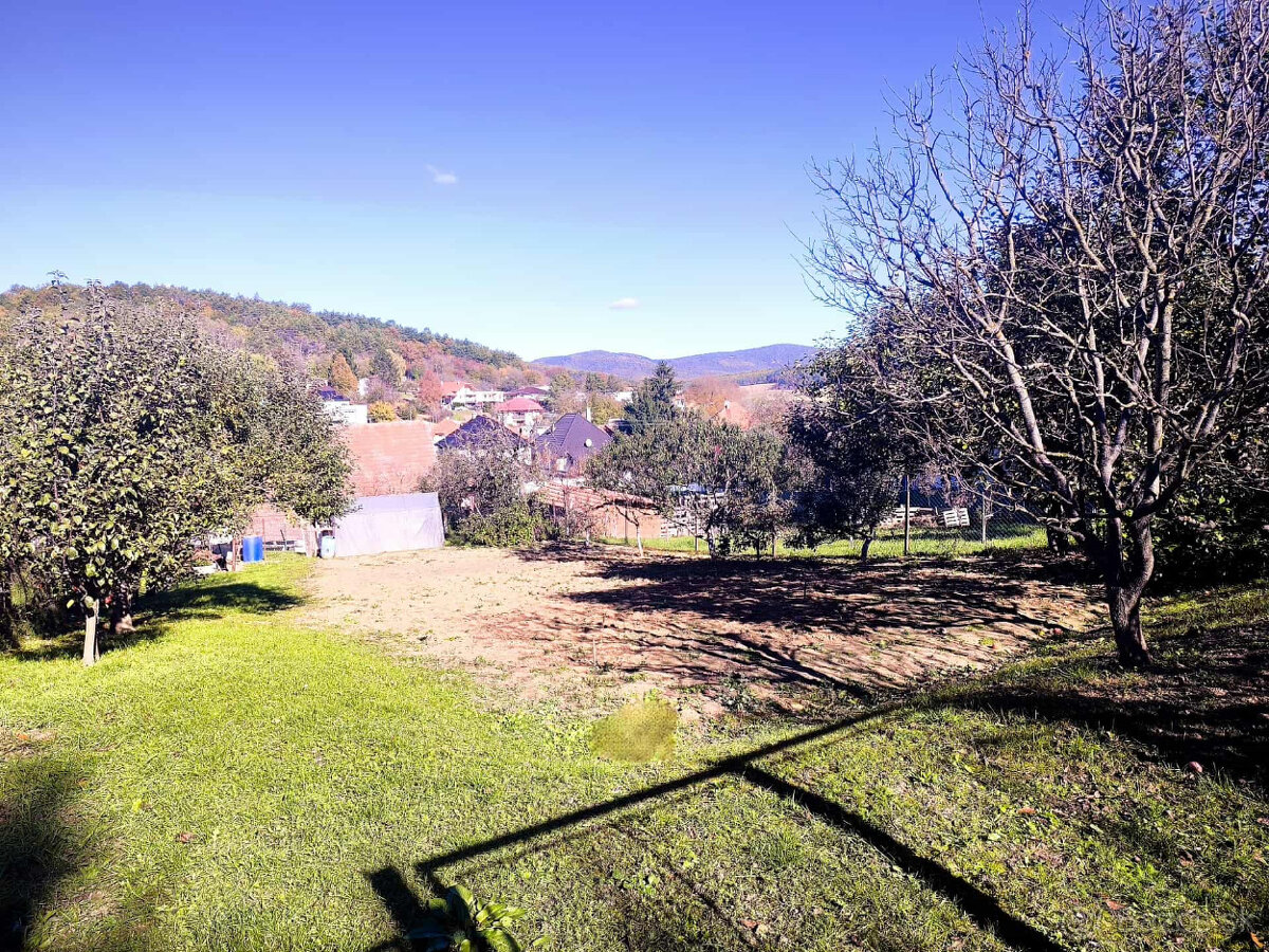 ‼️ POZEMOK NA PREDAJ, VEĽKÉ KRŠTEŇANY - okr. PARTIZÁNSKE ‼️