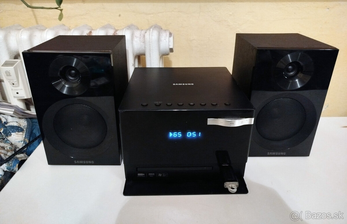 miniveža Samsung MM-E320