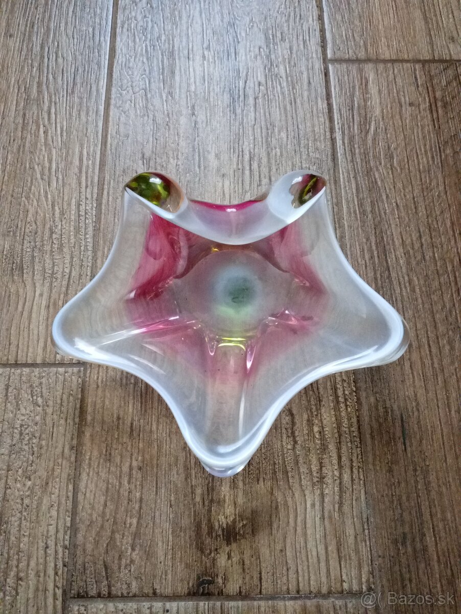 Predám sklenený tanier od Jozef Hospodka