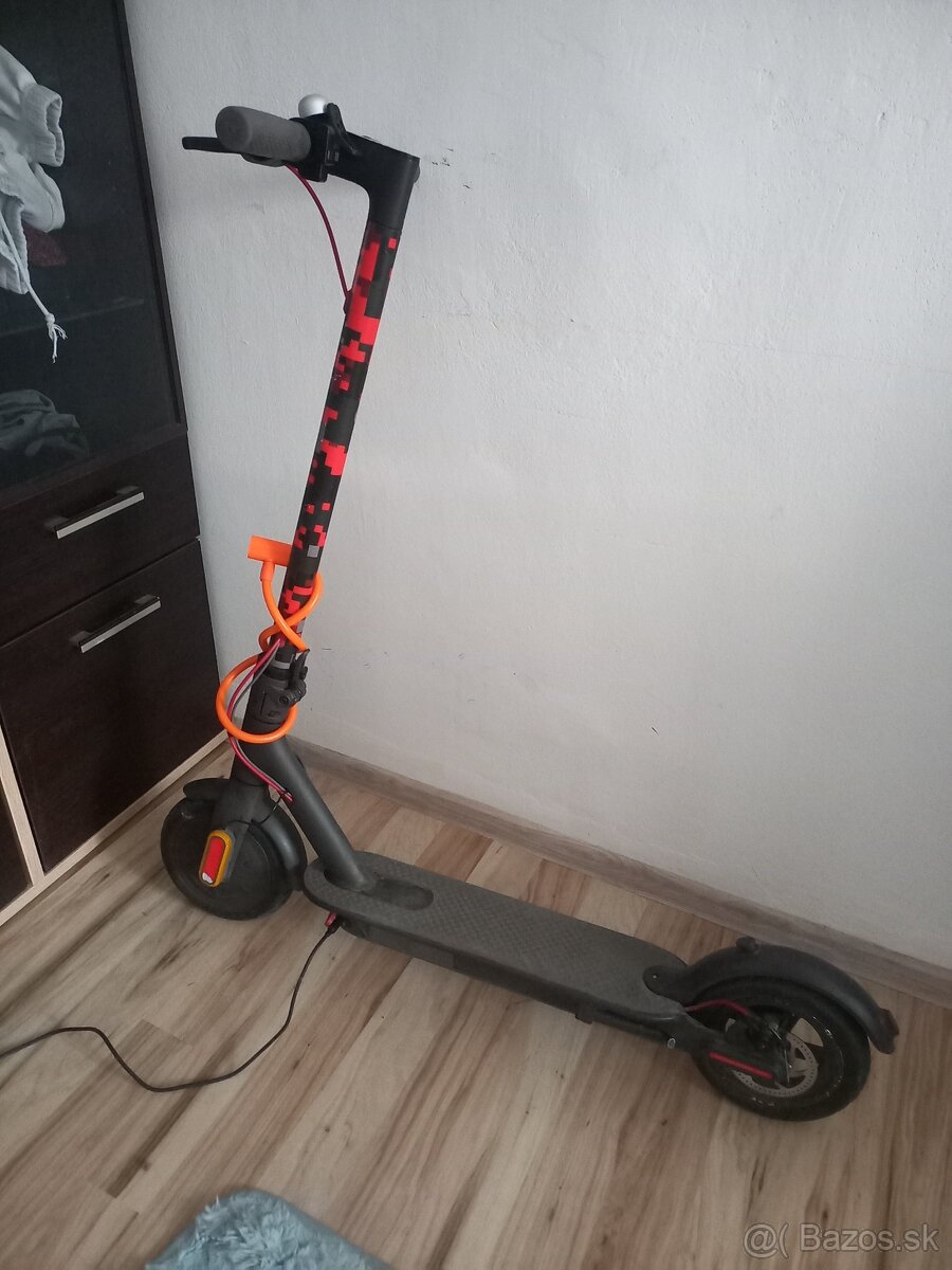 Elektrická kolobežka Mi 365 scoter
