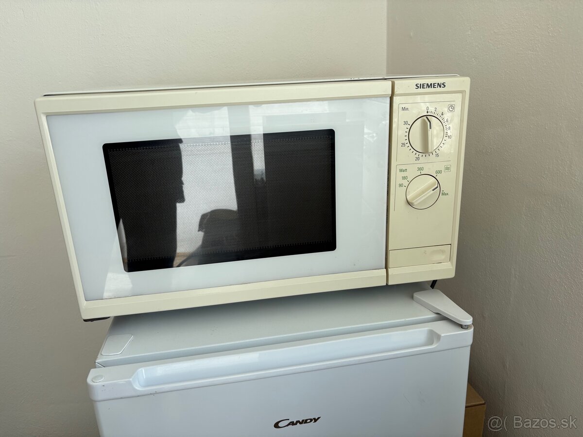 Mikrovlnka Siemens