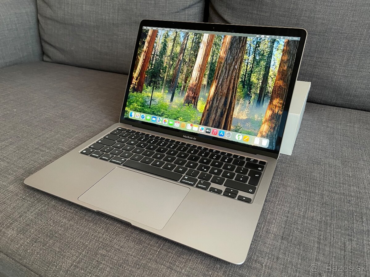 Predám výkonný Apple MacBook Air (M1, 2020) - Space Grey