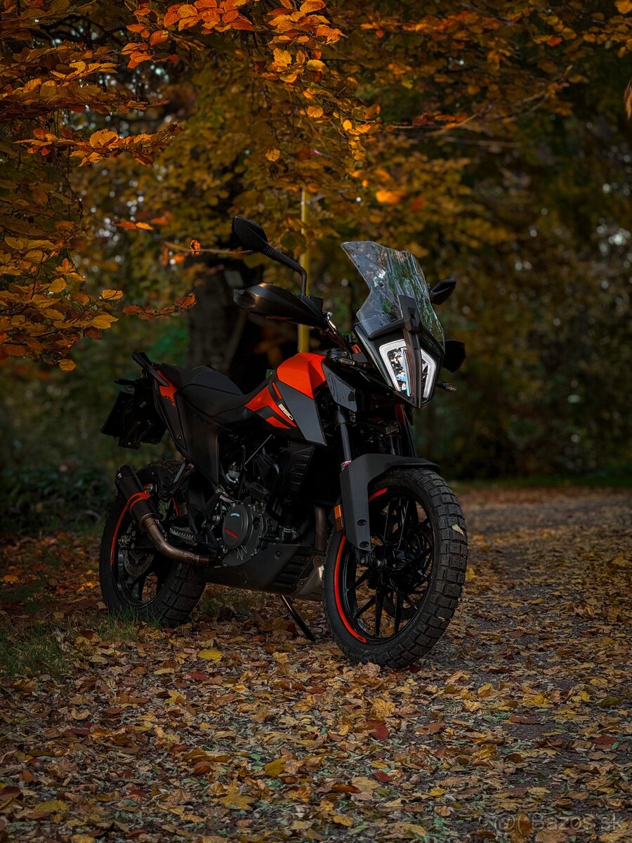 KTM Adventure 390