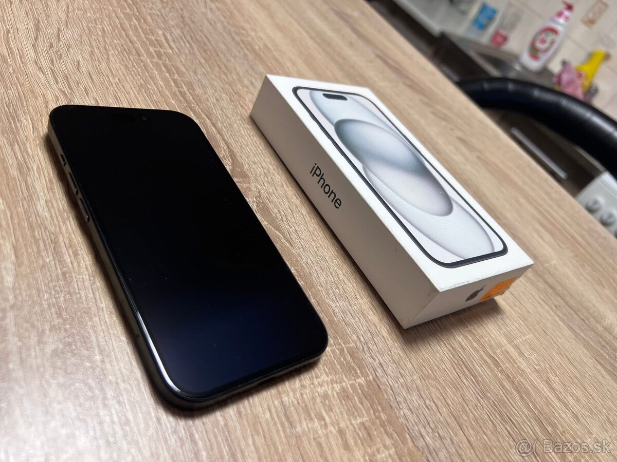 iPhone 15