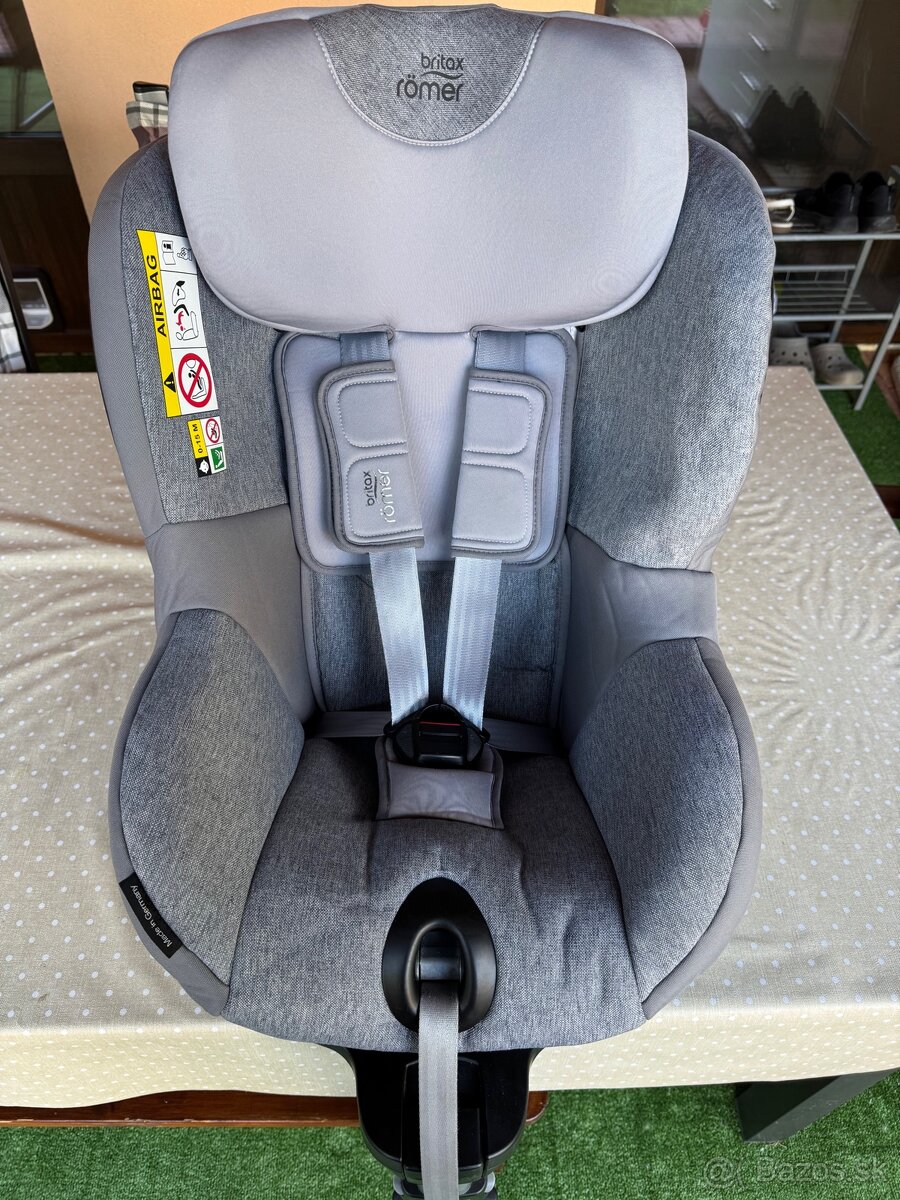 Britax Römer Dualfix i-Size