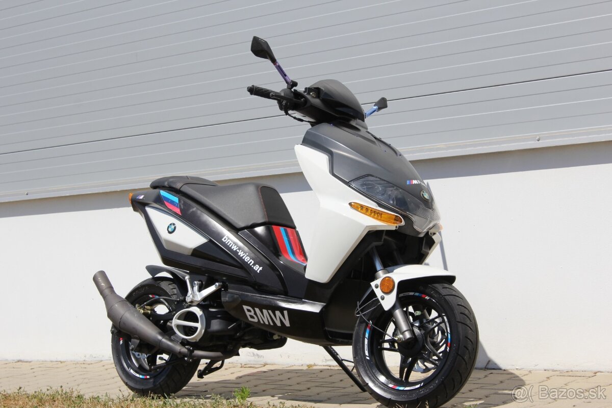 skúter benelli 50 replica BMW M MOTORRAD