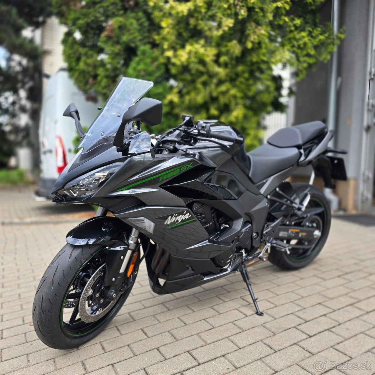 Kawasaki Ninja 1100 SX čierna 2025 - 4500 km
