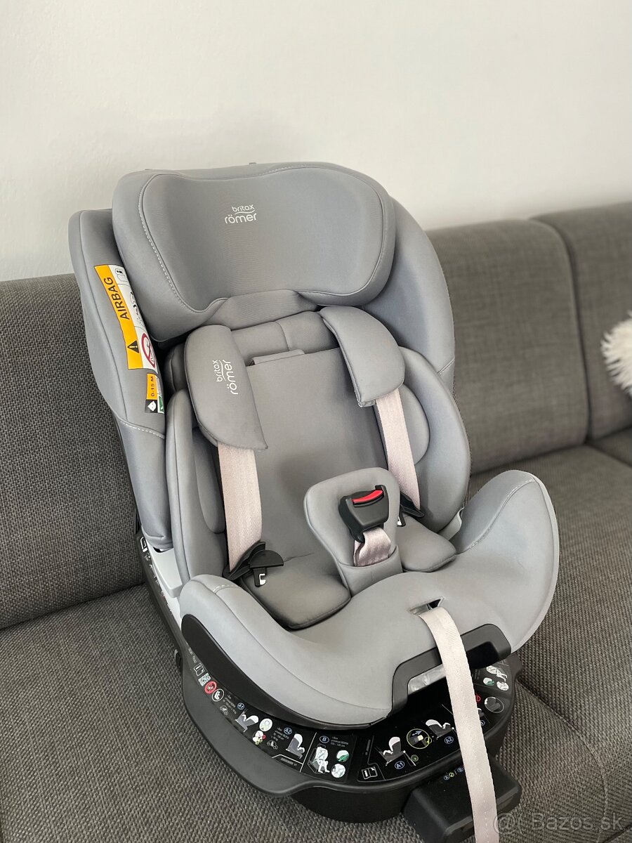 NOVÁ Autosedačka 0-25kg Britax Swivel, Frost Grey 6/2027