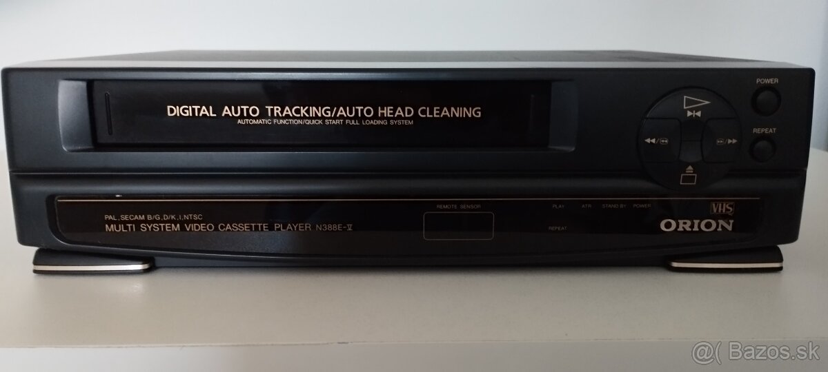 VHS video prehrávač
