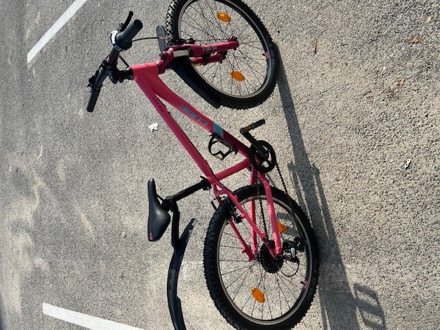 Predám bicykel CUBE ACID RACE coral mint 240