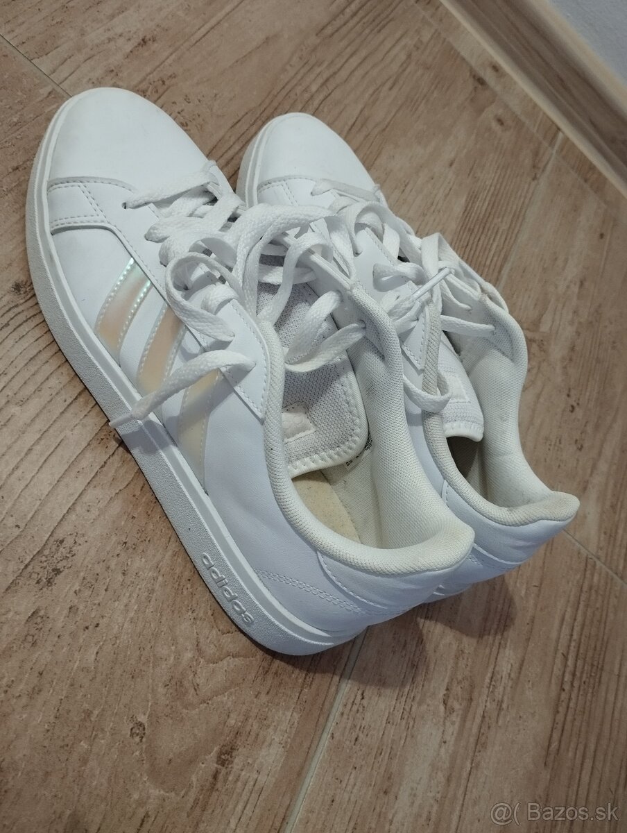 Tenisky adidas