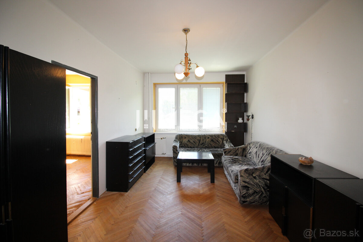 Na predaj 3izbový byt - Dobrianskeho - mesto Humenné