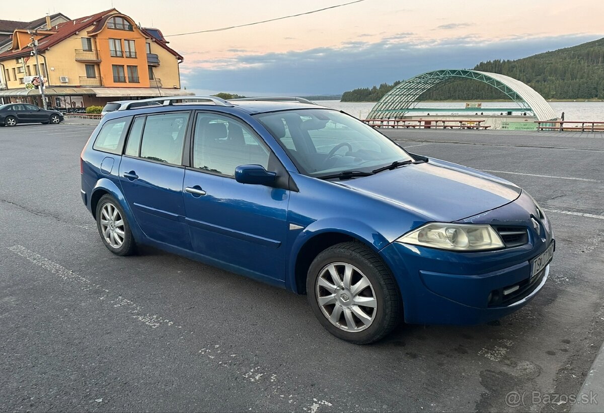 Renaulth Megane Grandtour 1.6 benzín 82kw 140 000 km