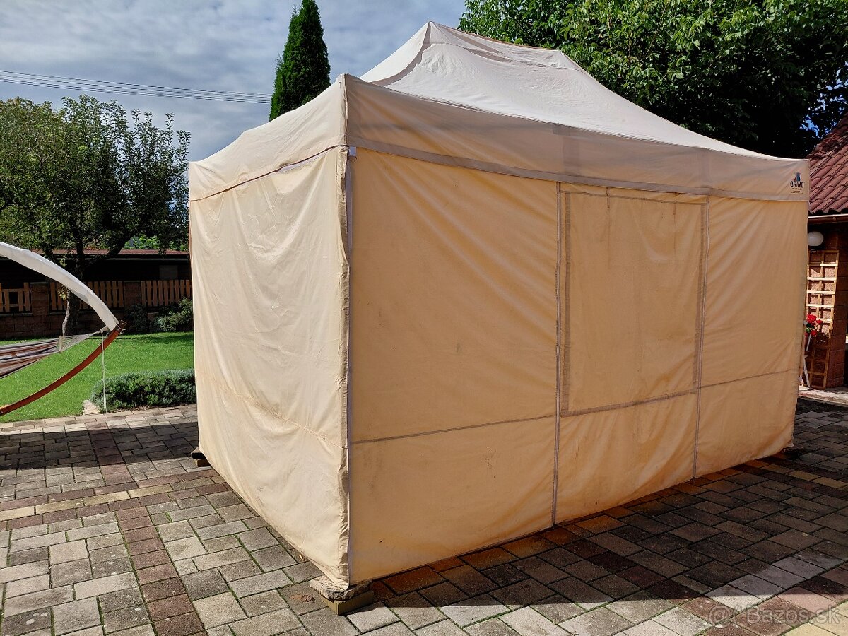 Brimo nožnicový stanok. Altánok. Predajný stánok