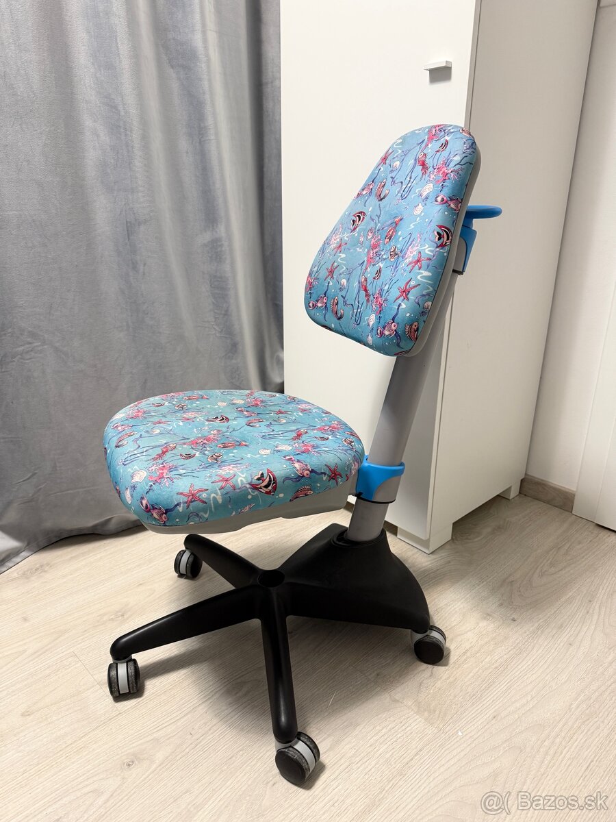 Detská rastúca stolička