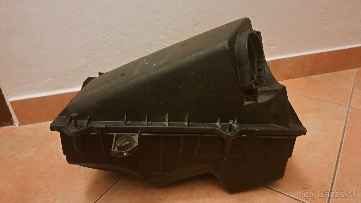 Obal na vzduchový filter 1J0 129 607 AE